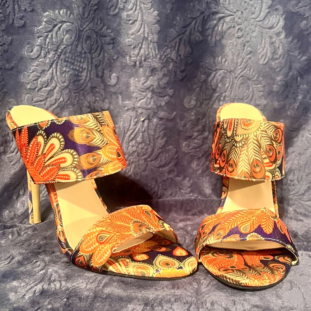 Non-Branded Orange and Navy “Peacock Pattern” Heels